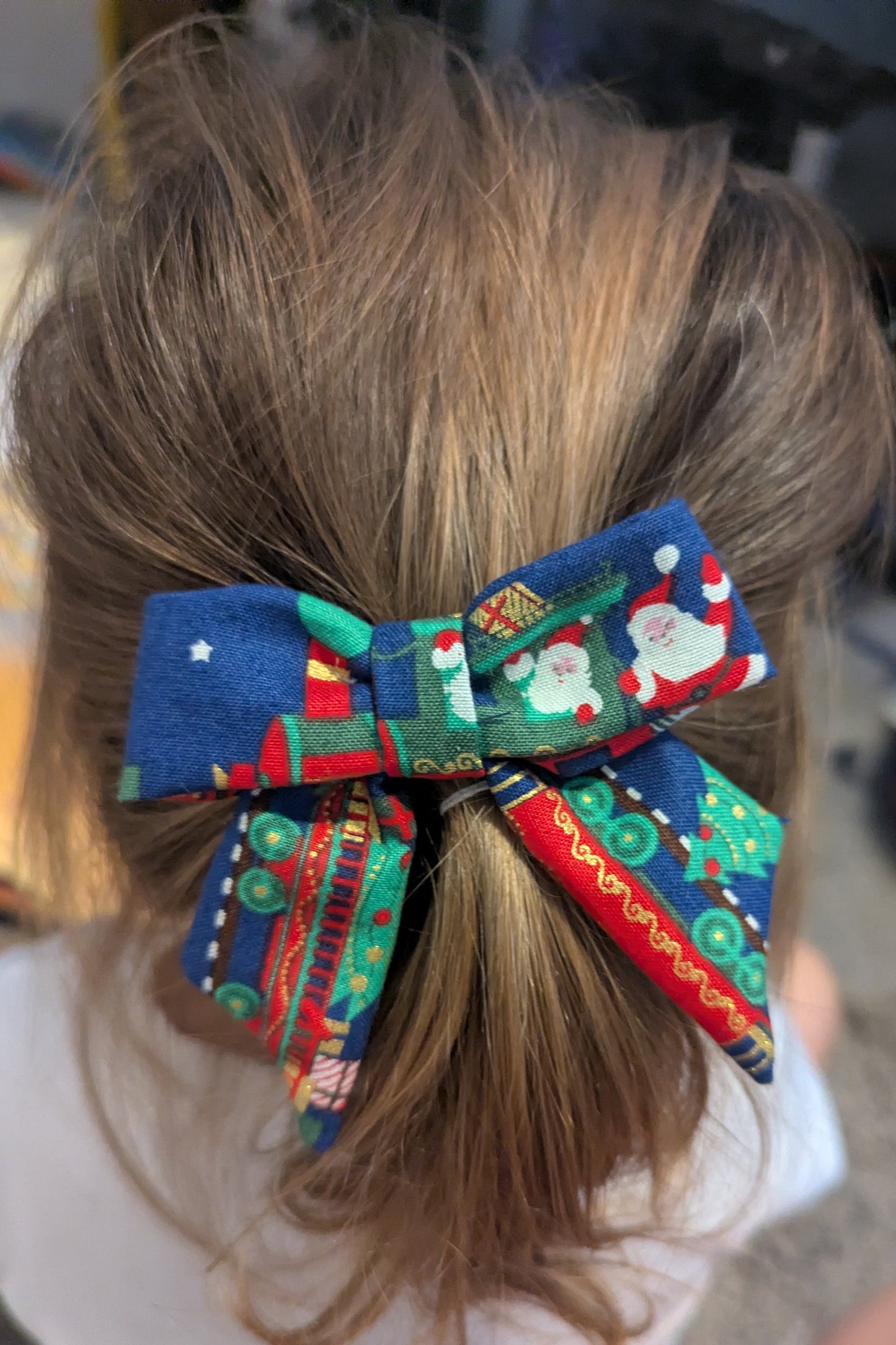 Santa train Bow-small