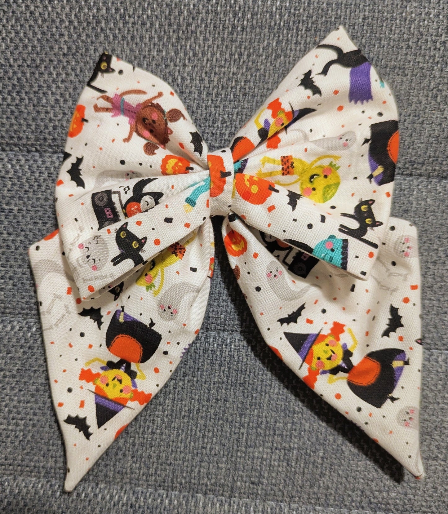 Monster Mash Bow-medium